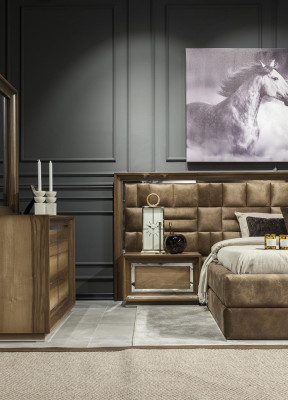 Conjunto de móveis de quarto ideal com armário, mesas de cabeceira e cama em 5 partes.