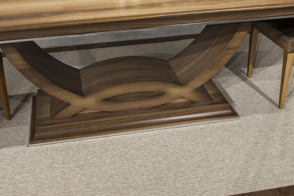 Mesa de café com pernas