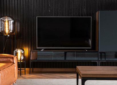 Armário bege, preto e marrom para a sala de estar