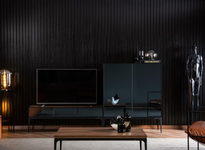 Mesa de TV com armário embutido