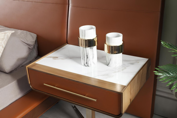 Conjunto de cama de barro luxe com cabeceira, criado-mudo e 4 mesas de cabeceira