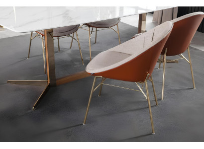 Conjunto de mesa e cadeiras de 6 lugares