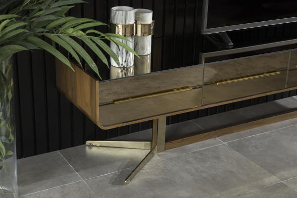 Prateleira de TV para a sala de estar