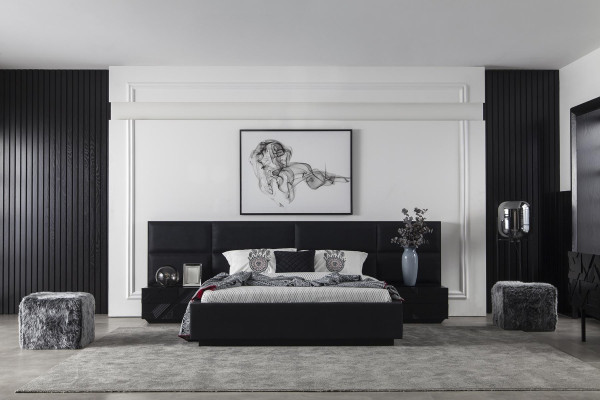 Mesa de cabeceira de luxo com superfícies de vidro