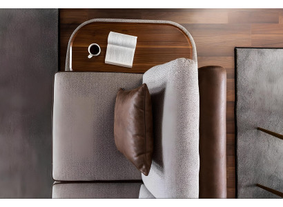 Sofá de tecido cinza para 3 pessoas com mesa de 3 peças