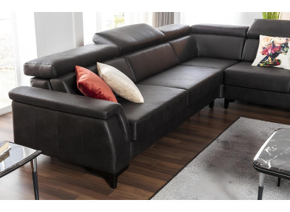 Sofá em L preto com função de cama