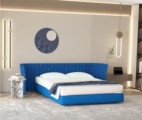 Cama de tecido azul com cabeceira estofada