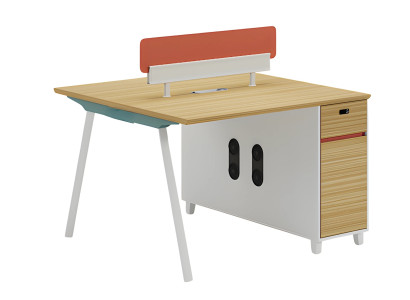 Mesa de escritório moderna com espaço de armazenamento