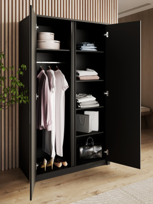 Armário com espelho e ganchos