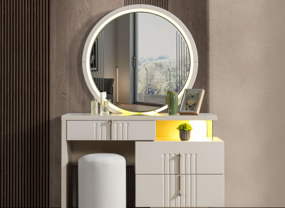 Mesa de maquiagem elegante com espelho