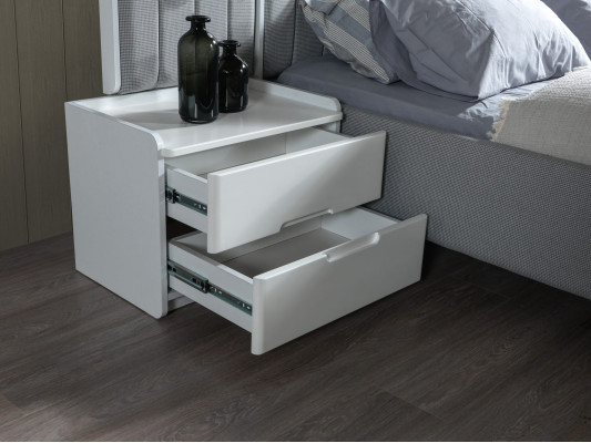 Moderna mesa de cabeceira branca