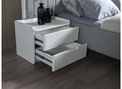 Moderna mesa de cabeceira branca