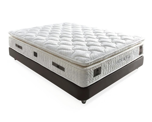 Cama elegante cinza com colchão de tecido e madeira