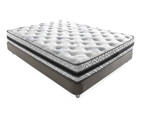 Cama com design suave e colchão cria uma atmosfera suave.