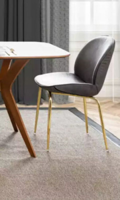 Italienische Stil Esstisch 4x Stühle Holz Tisch Essgarnitur Modern Design 5tlg