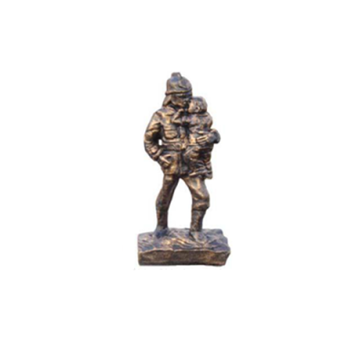 Feuerwehrmann rettet Kind Held Figur Statue Skulptur Kupfer Imitation Look Deko