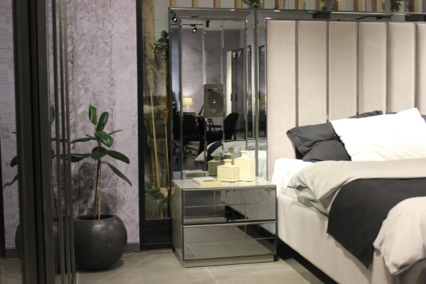 Bett 2x Nachttische Bank Design Schlafzimmer Set 4tlg Luxus Möbel Neu