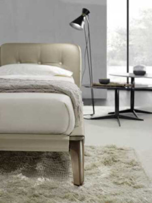 Moderne Doppelbett Schlafzimmer Beige Bett Möbel Holz Design Betten Prianera