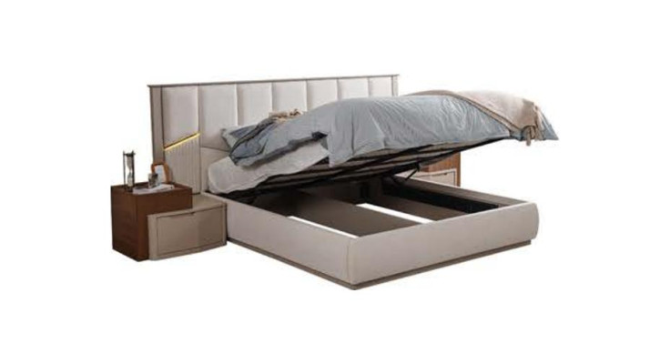 Beige Schlafzimmer Garnitur Luxuriöse Polsterbetten Nachttische Schrank