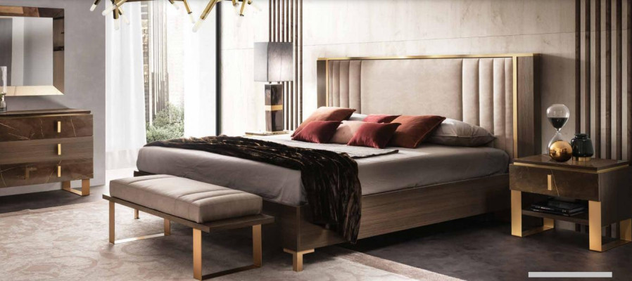 Modernes Schlafzimmer Set Bett Nachttisch Hocker 4tlg. Garnitur Gruppe