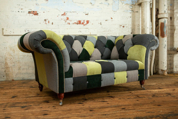 Designer Chesterfield Sofa 2 Sitzer Couch Polster Sofas Stoff Wohnzimmer Couchen