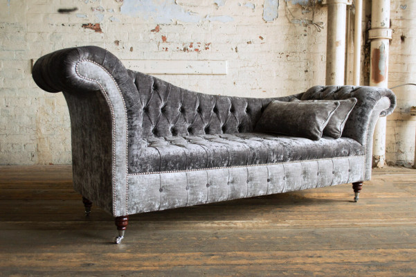Grauer Designer 3 Sitzer Chesterfield Couch Polster Sofas Design Sofa