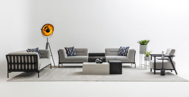Luxuriöses Sofa Set Designer Viersitzer Edler Polster Dreisitzer Sessel