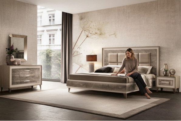 Modern Schlafzimmer Set Bett Nachttisch Kommode Spiegel Neu 4tlg. arredoclassic