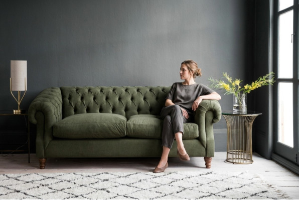 Wohnzimmer Sofa # Luxus Couch # Polster Designer Klassiker Möbel