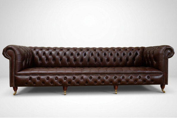 Braunes Chesterfield 4 Sitzers Klassische Luxus Barock Rokoko Sofa