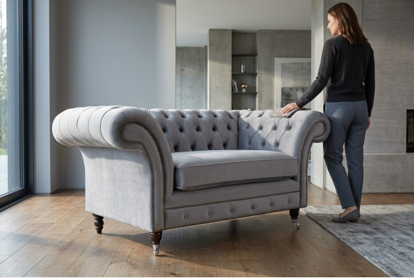 Chesterfield Sofa Couch Polster Garnitur 1,5 Sitzer Sofas Klassisch Einsitzer