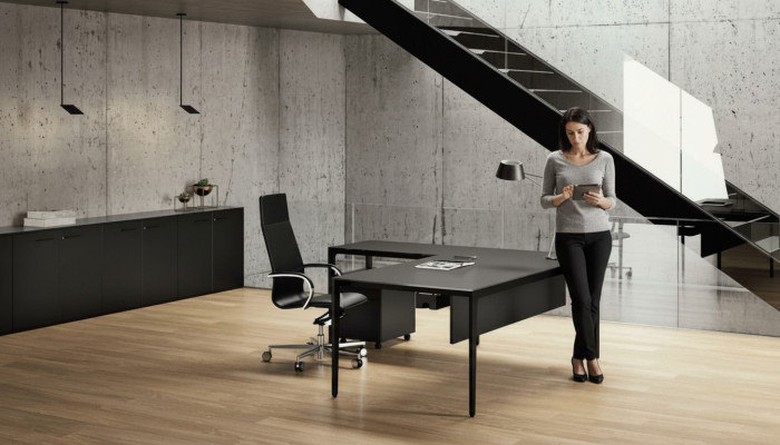 Design Tisch Schreibtisch Italienische Möbel Einrichtung Computermöbel Frezza