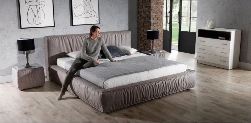 Schlafzimmer Set Braun Bett Nachttisch Elegantes Design Modern Holz Mobel 3tlg