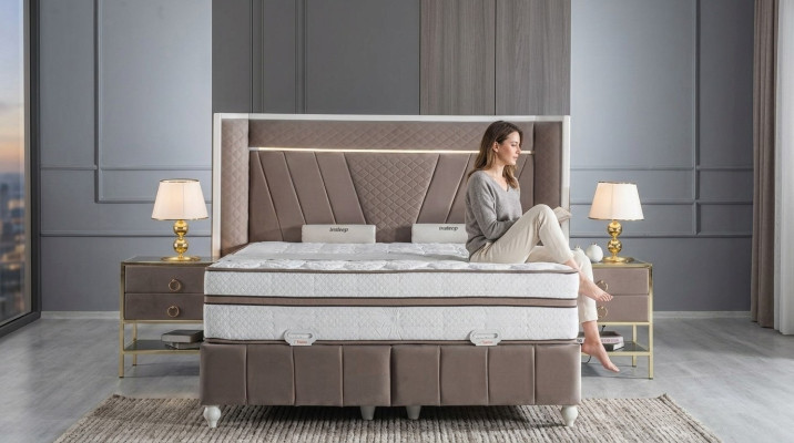 Luxus Schlafzimmer Set Beige Bett 2x Nachttisch Betten Möbel Led 3tlg