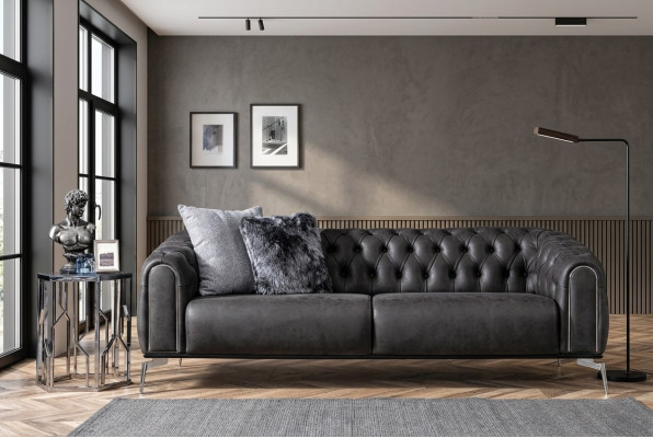 Schwarzes gerades Viersitzer-Sofa im Chesterfield-Stil für das Wohnzimmer