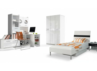 Weißes Kinderzimmer Set Schrank Kommode Tisch Holz Hochglanz 5tlg. Weißes Kinderzimmer Set Schrank Kommode Tisch Holz Hochglanz 5tlg.
