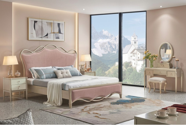Schickes Doppelbett in atemberaubender Rosa Farbe mit zwei Nachttischen	