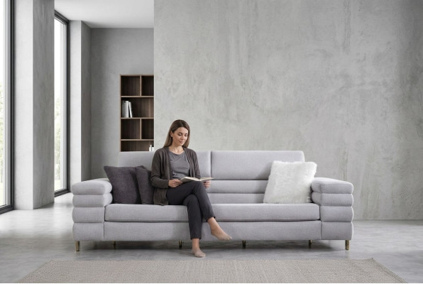 Grauer Dreisitzer Luxus 3-er Sofa Wohnzimmer Möbel Holzgestell Couch