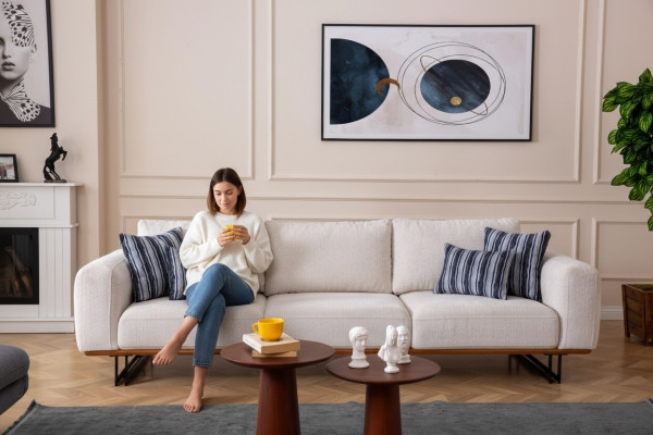 Designer 4 Sitzer Sofa Modern Möbel Weiße Farbe in Stil Wohnzimmer 
