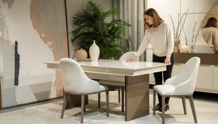 Designer Küchenmöbel Luxuriöser Esstisch Designer Textil Lehnstühle 5tlg