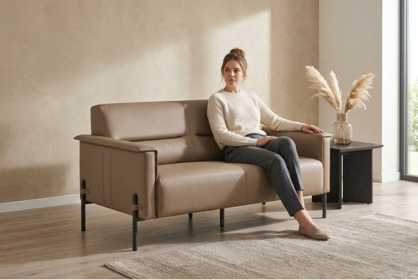 Couch Beige 2-Sitzer Sofa Modern Ledersofa Sitzmöbel Zweisitzig Leder