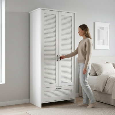 Cômoda com gaveta e porta de roupas