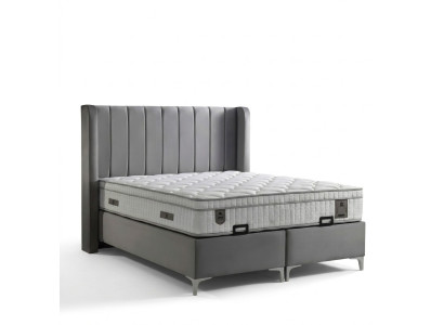 Cama elegante de tecido e madeira com colchão