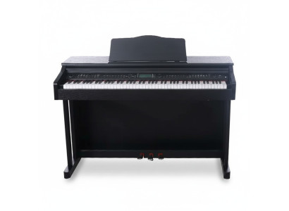 Piano digital com superfície brilhante