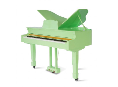 Piano digital com superfície brilhante